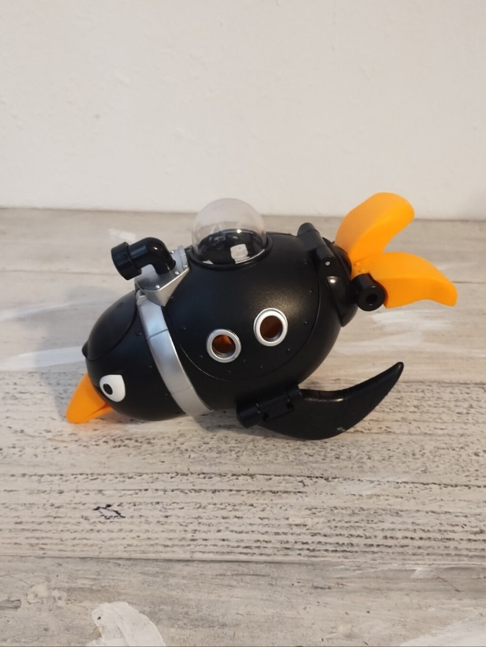 Fisher Price Imaginext DC Super Friends Penguin Submarine Sub Vehicle. No Figure